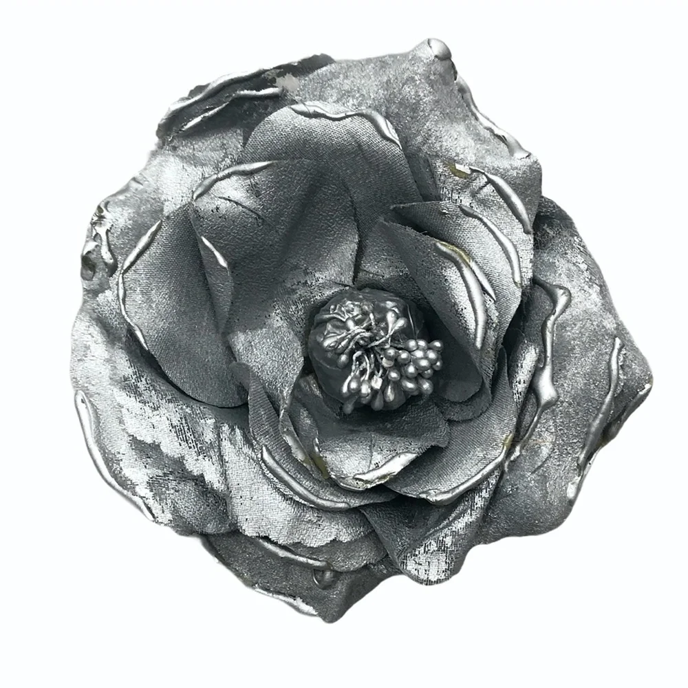 VINTAGE LARGE SILVER FABRIC BROOCH